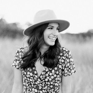 Meet your Posher, Andrea